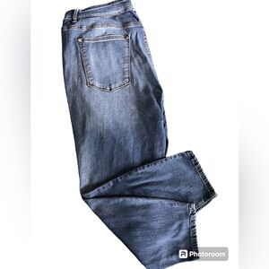 Judy Blue Jeans Relaxed Fit Ankle Crop Stretch Pockets Mid Rise, size 24W